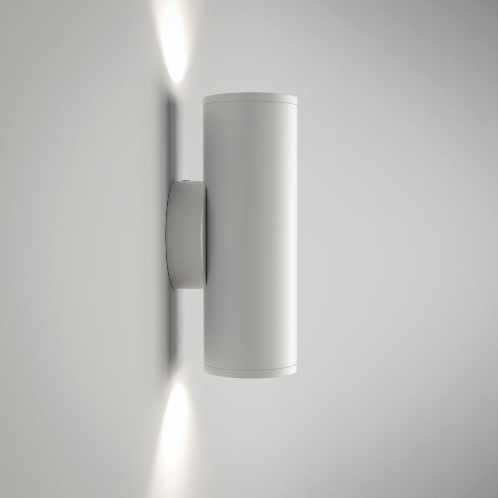 Настенный светильник (бра) Maytoni C068WL-02W