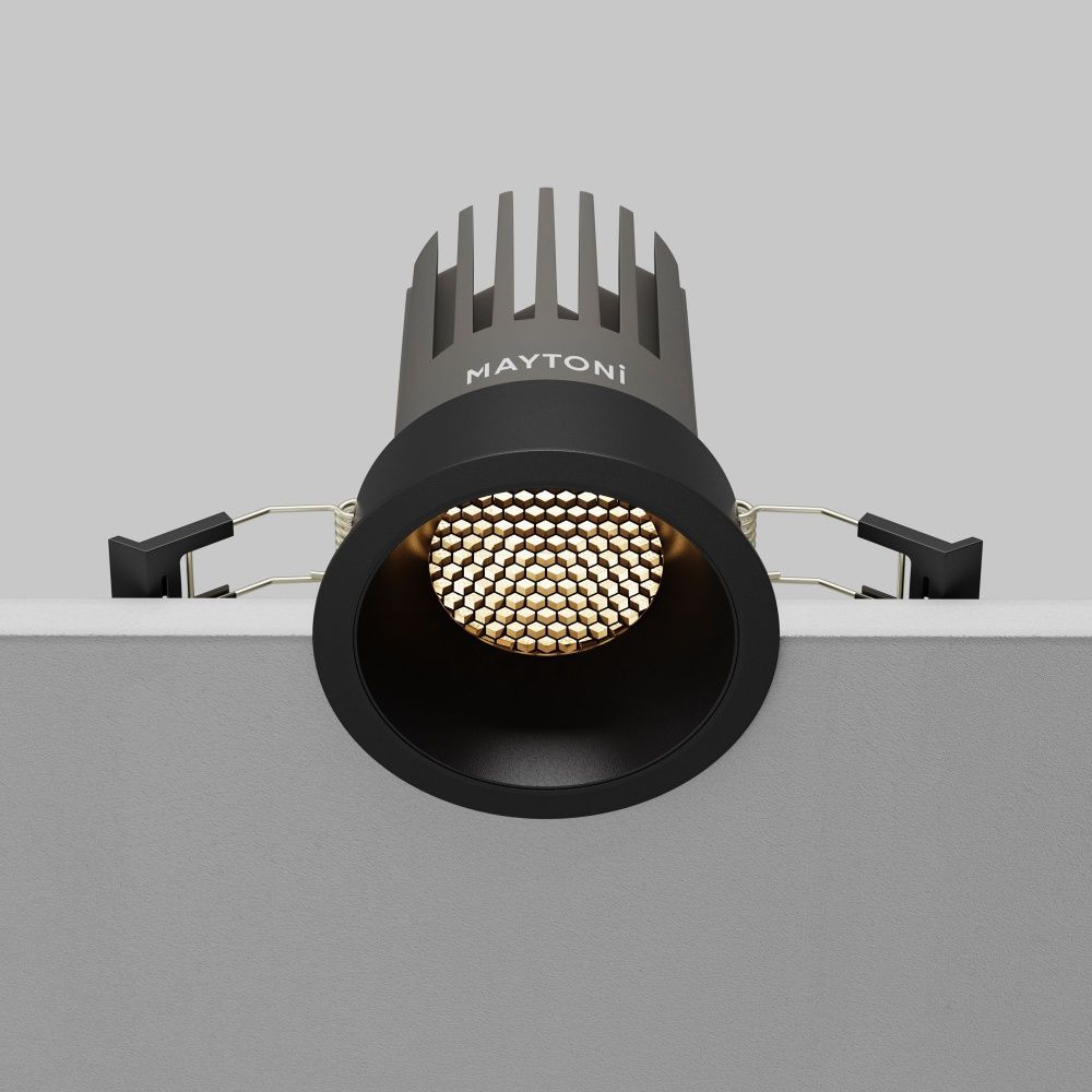 Встраиваемый светильник Maytoni DL117-15W-3K-B