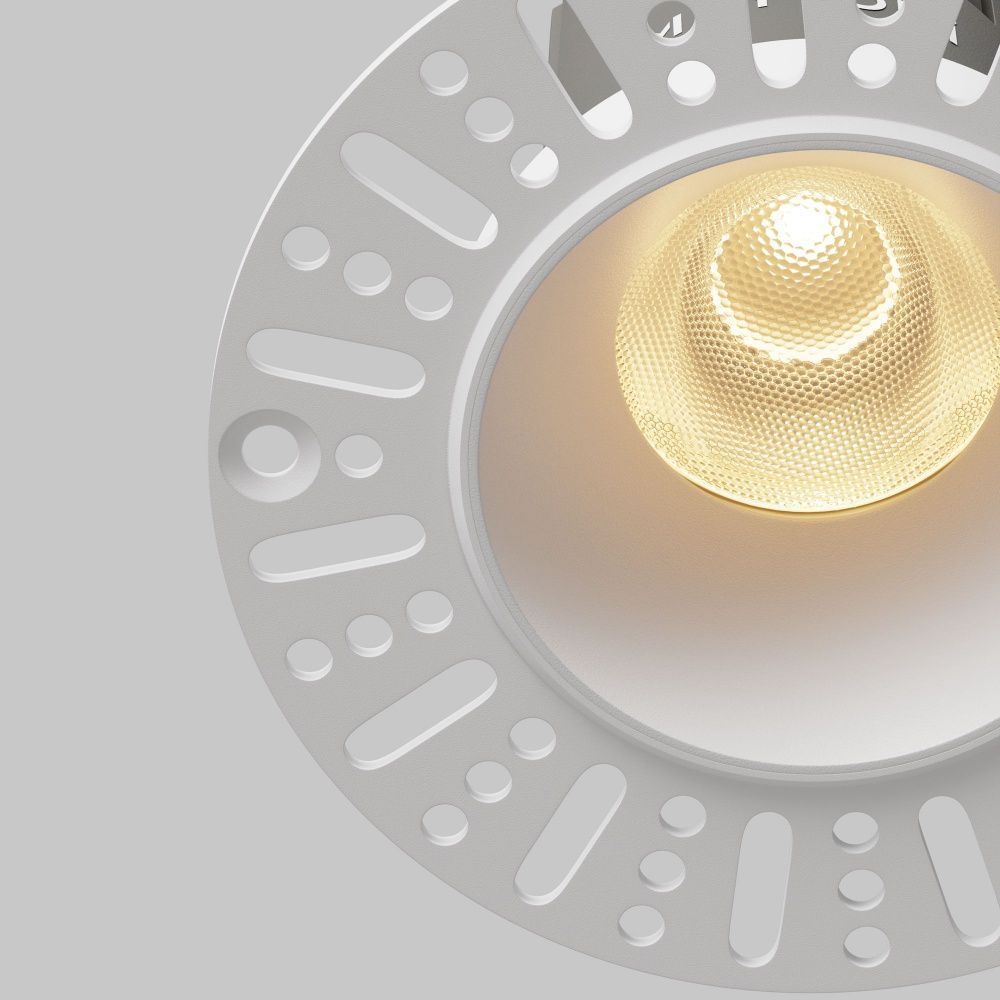 Встраиваемый светильник Maytoni DL124-10W-2.7K-TRS-W