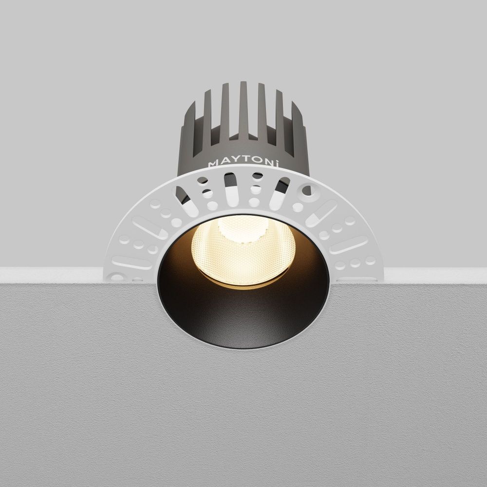Встраиваемый светильник Maytoni DL121-15W-3K-TRS-B