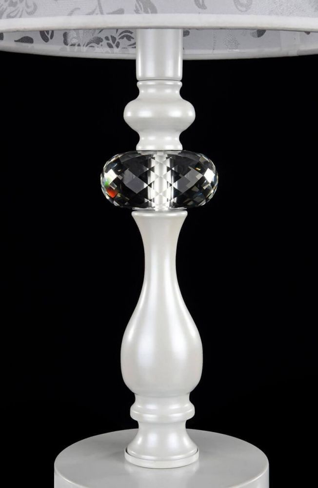 Настольная лампа Freya Adelaide FR2306-TL-01-W